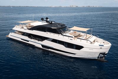 Yacht