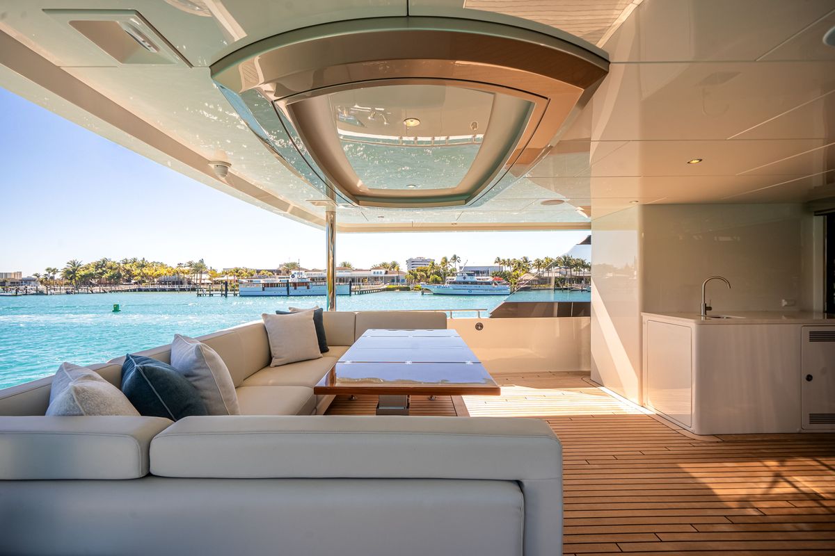 2025 Ocean Alexander 95 