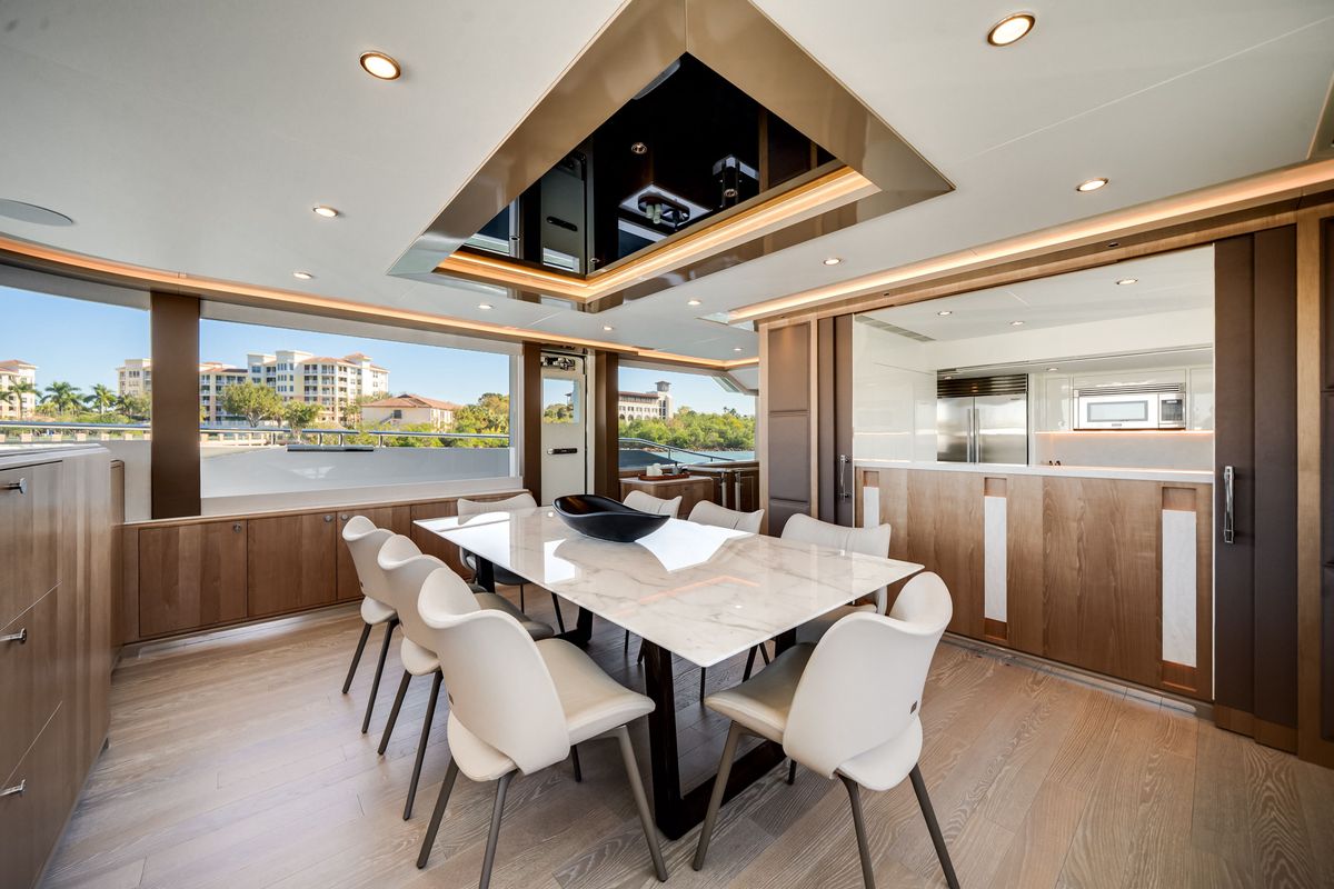 2025 Ocean Alexander 95 