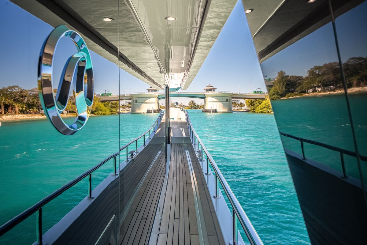 2025 Ocean Alexander 95 