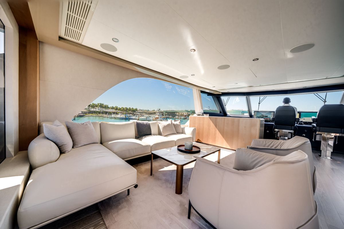 2025 Ocean Alexander 95 