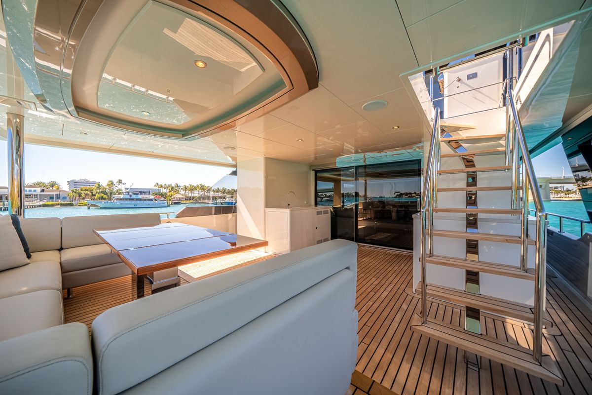 2025 Ocean Alexander 95 