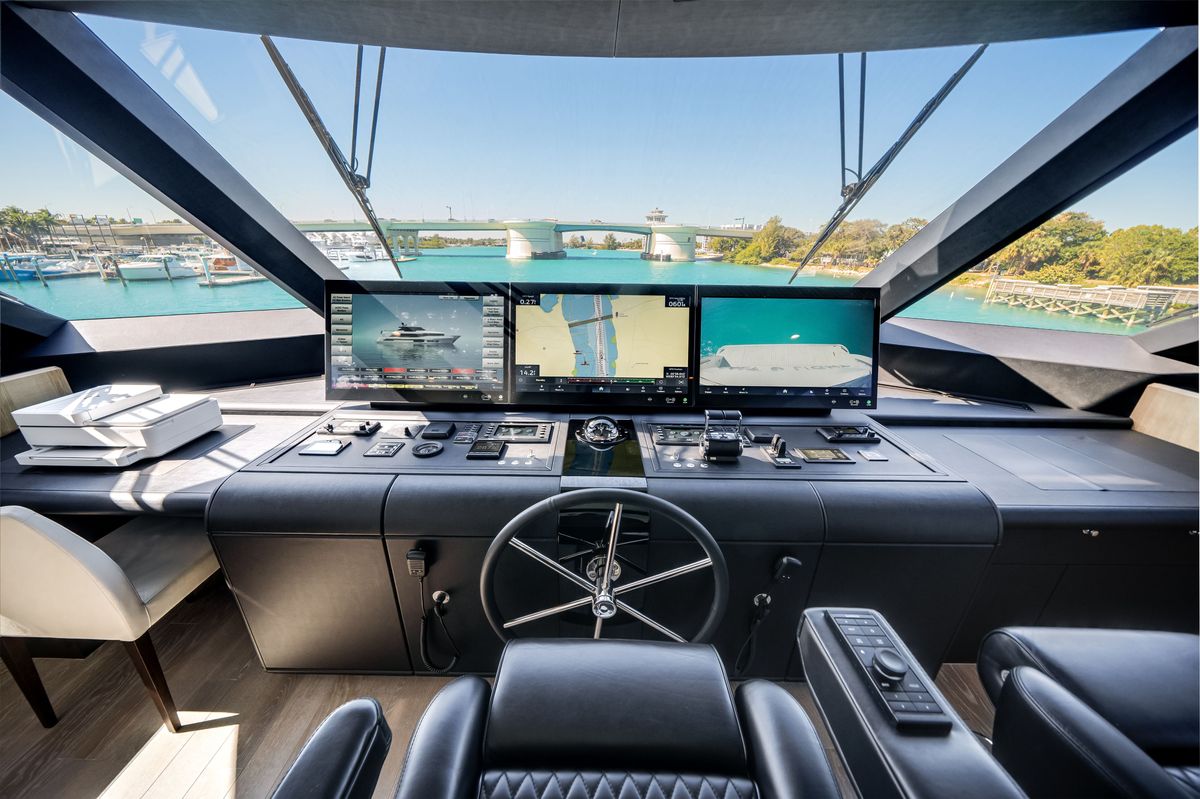 2025 Ocean Alexander 95 