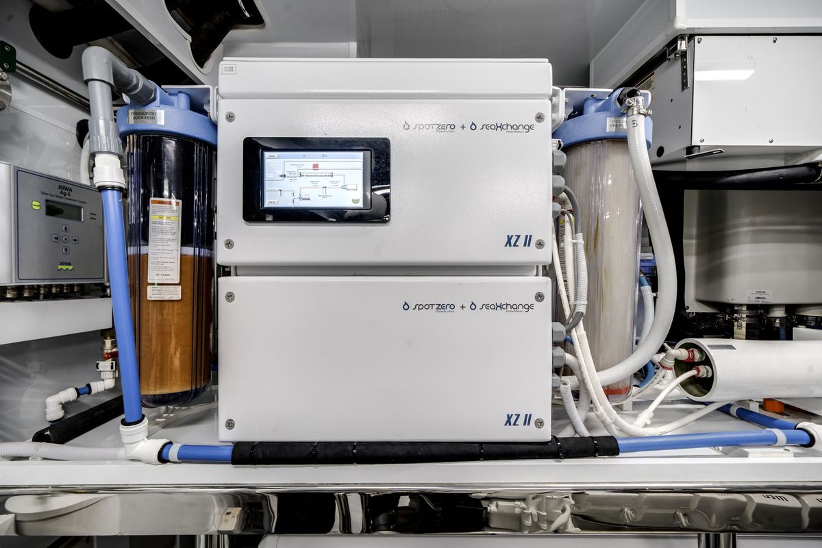 2025 Ocean Alexander 95 