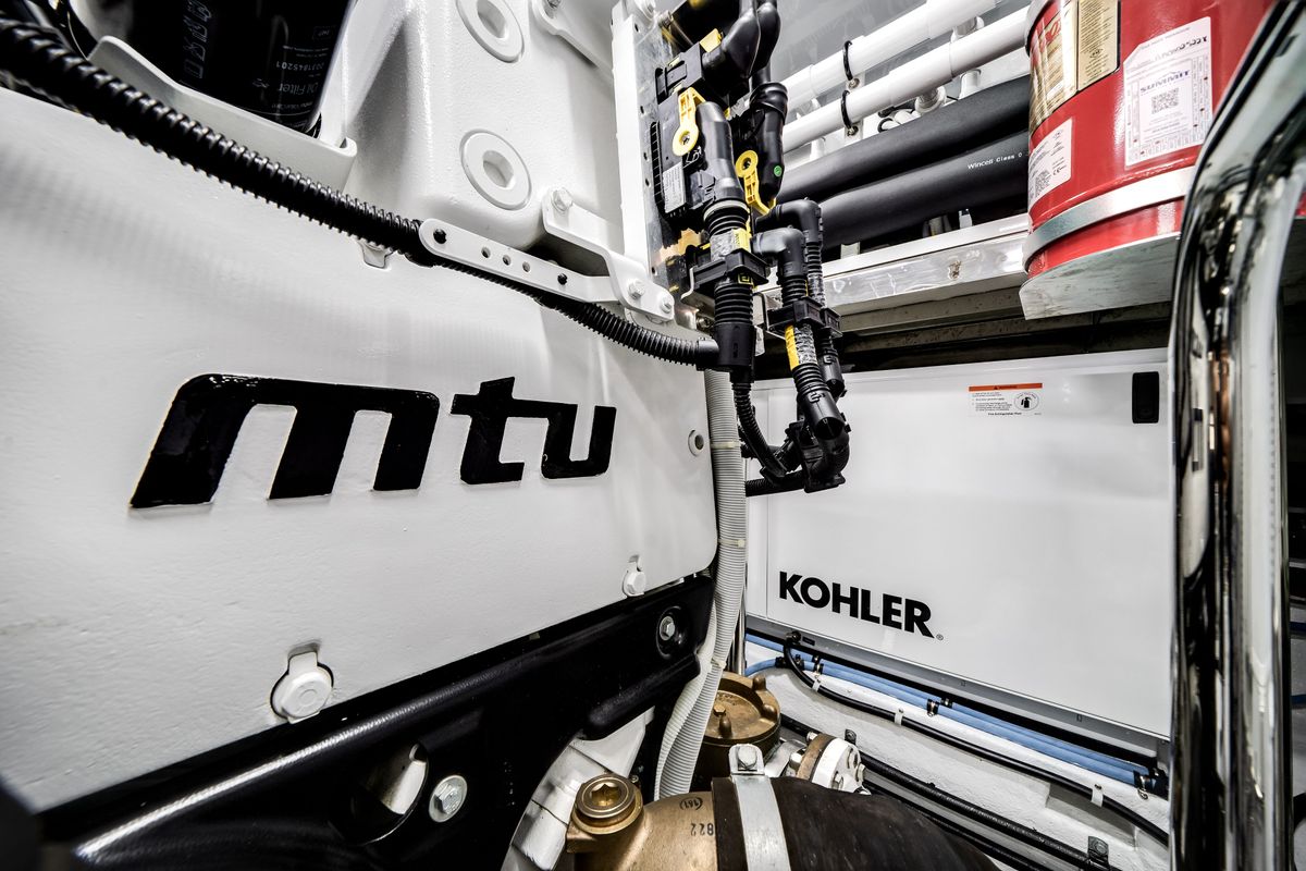 2025 Ocean Alexander 95 