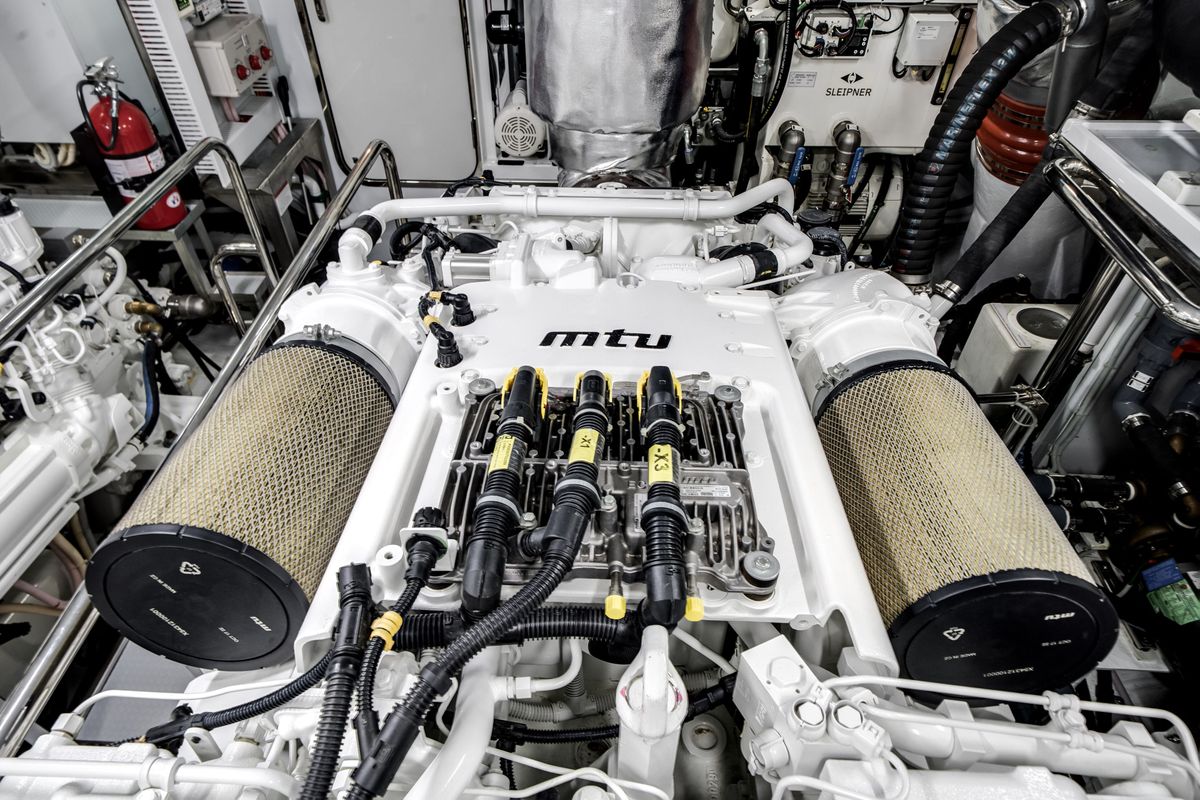 2025 Ocean Alexander 95 