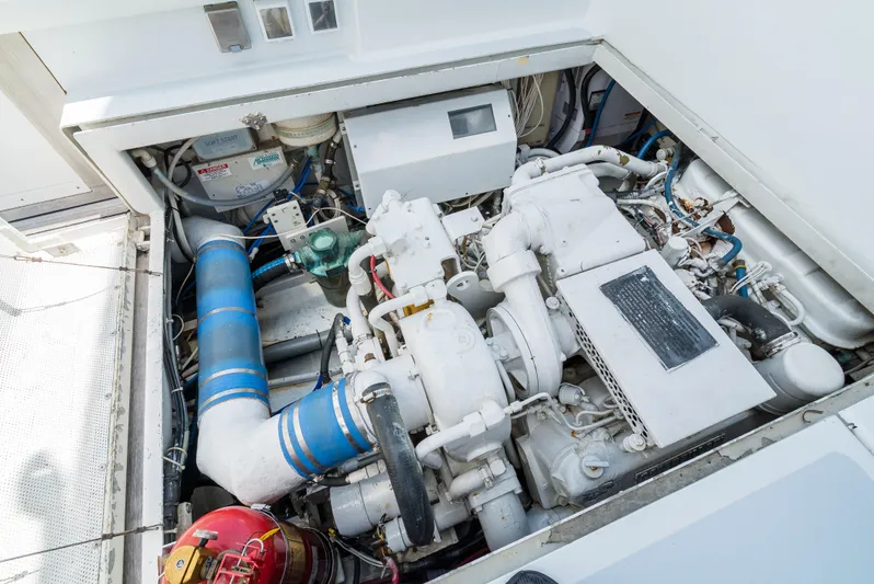 Shannon Yacht Photos Pics 