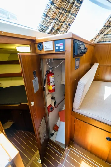 Shannon Yacht Photos Pics 