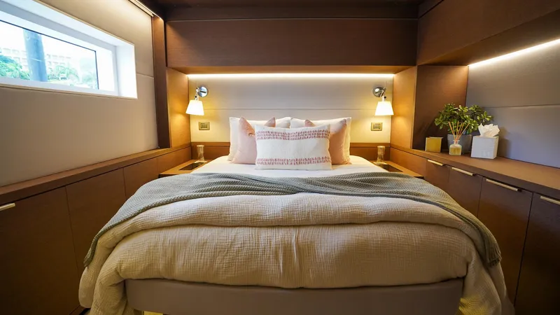 Aeolus 77 Yacht Photos Pics VIP Cabin Bed