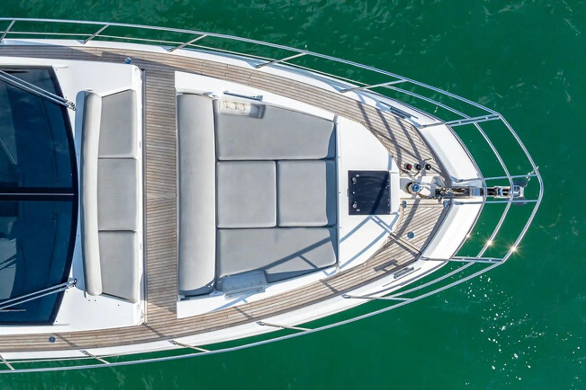 2015 Azimut 54 