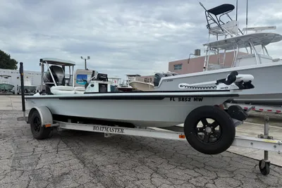 Maverick 17 HPX-V