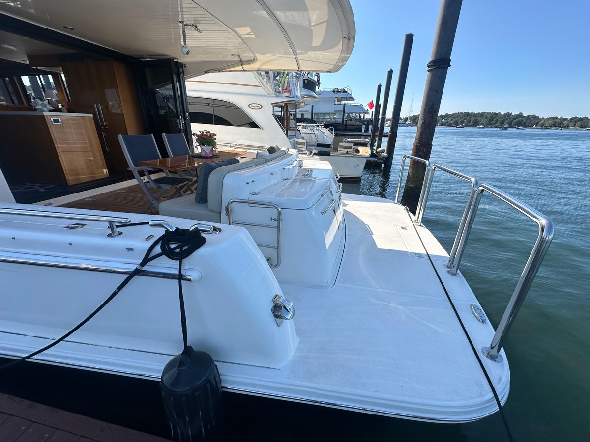 2019 Maritimo 54 
