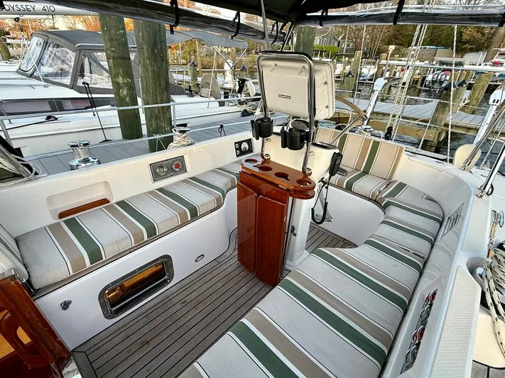 Hylander Yacht Photos Pics 