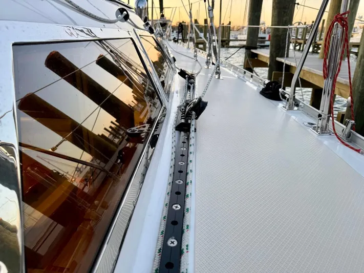 Hylander Yacht Photos Pics 