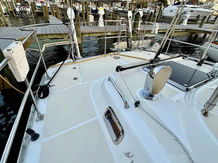 Hylander Yacht Photos Pics 