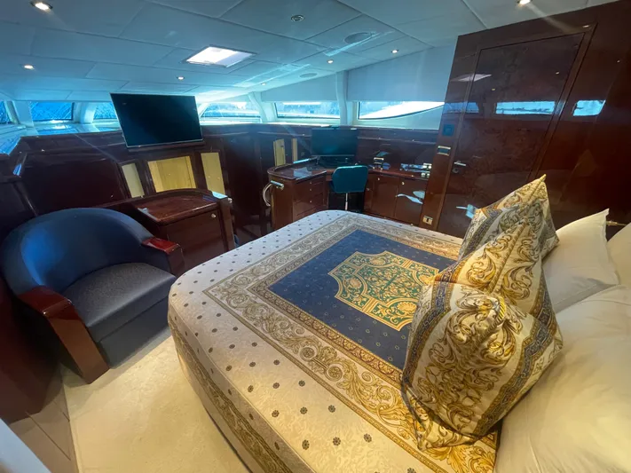 Sarah Sea Yacht Photos Pics Luxurious interior of 2004 Kaiserwerft Baron 102 yacht with elegant furnishings and decor.