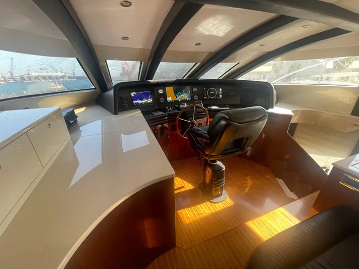 Sarah Sea Yacht Photos Pics 