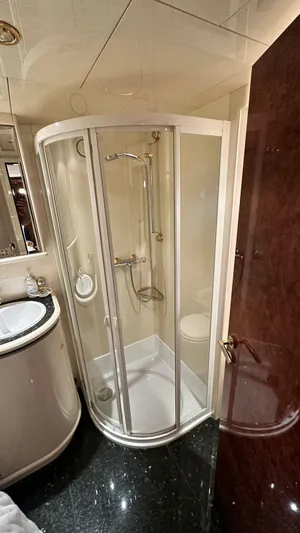 Sarah Sea Yacht Photos Pics 