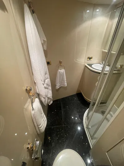 Sarah Sea Yacht Photos Pics 