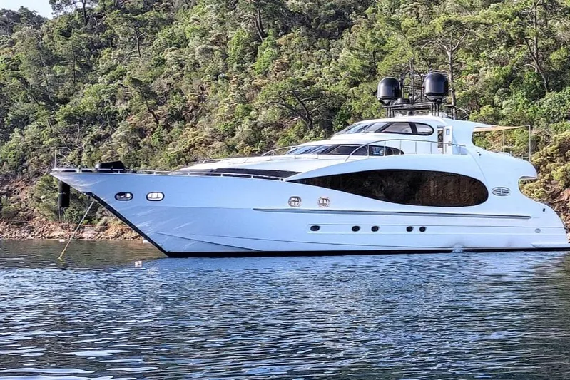 2025 Full Refit Yacht Photos Pics 