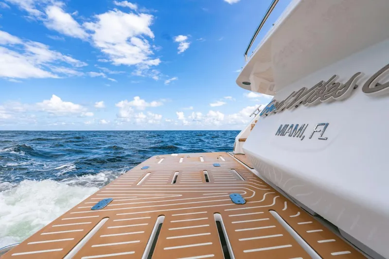 "good Vibes Only" Yacht Photos Pics 