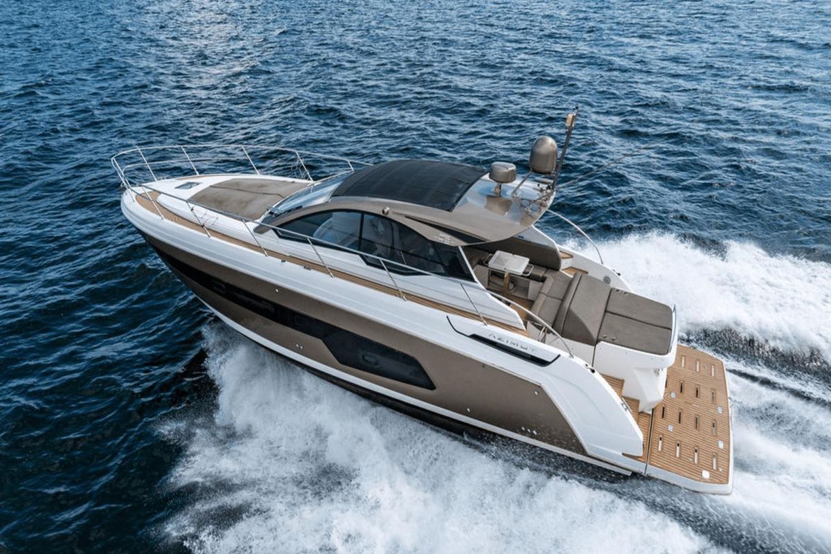 2020 Azimut 47 