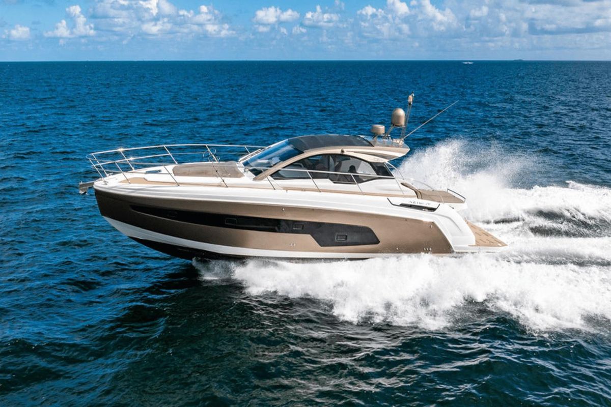 2020 Azimut 47 