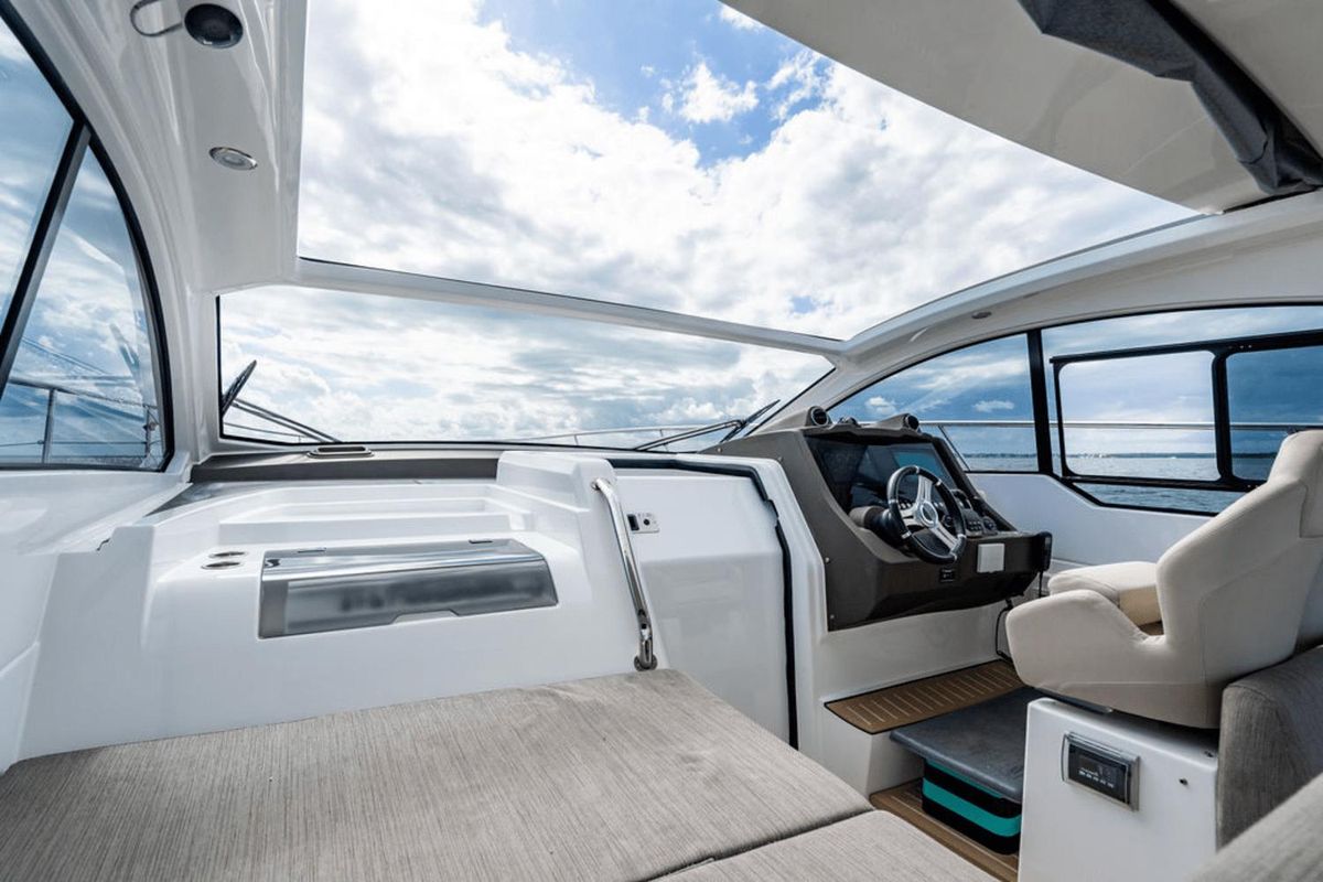 2020 Azimut 47 