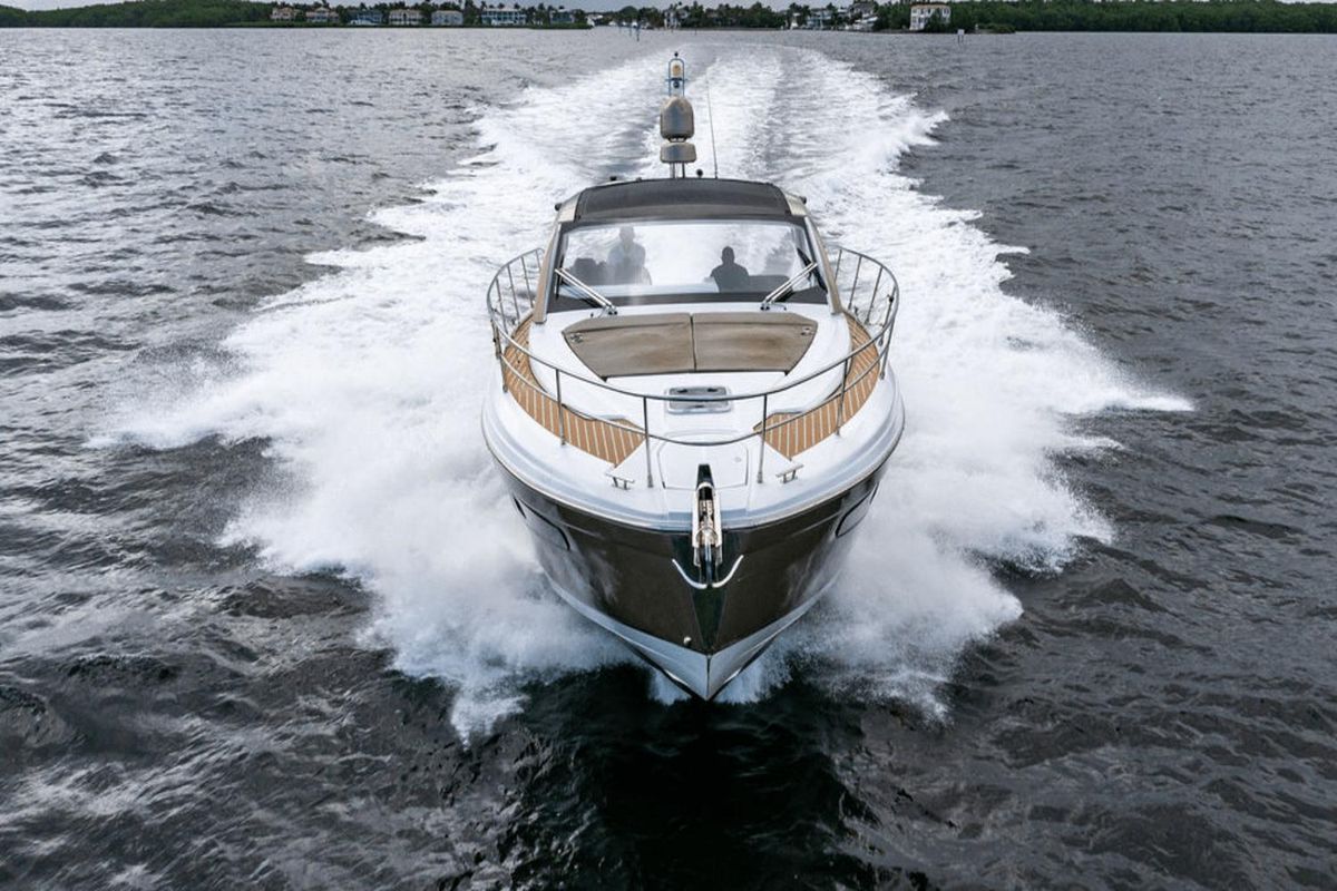 2020 Azimut 47 