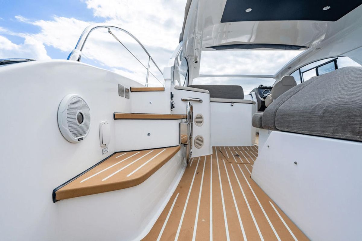 2020 Azimut 47 