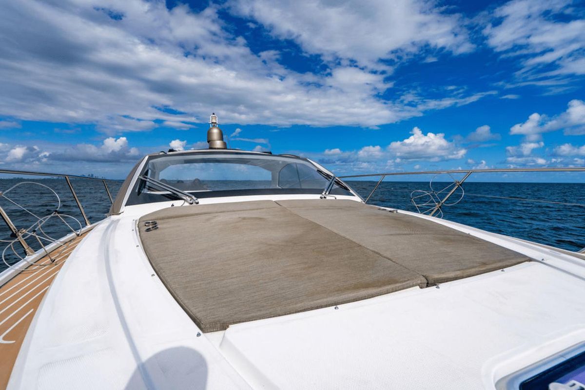 2020 Azimut 47 
