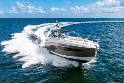 Yacht