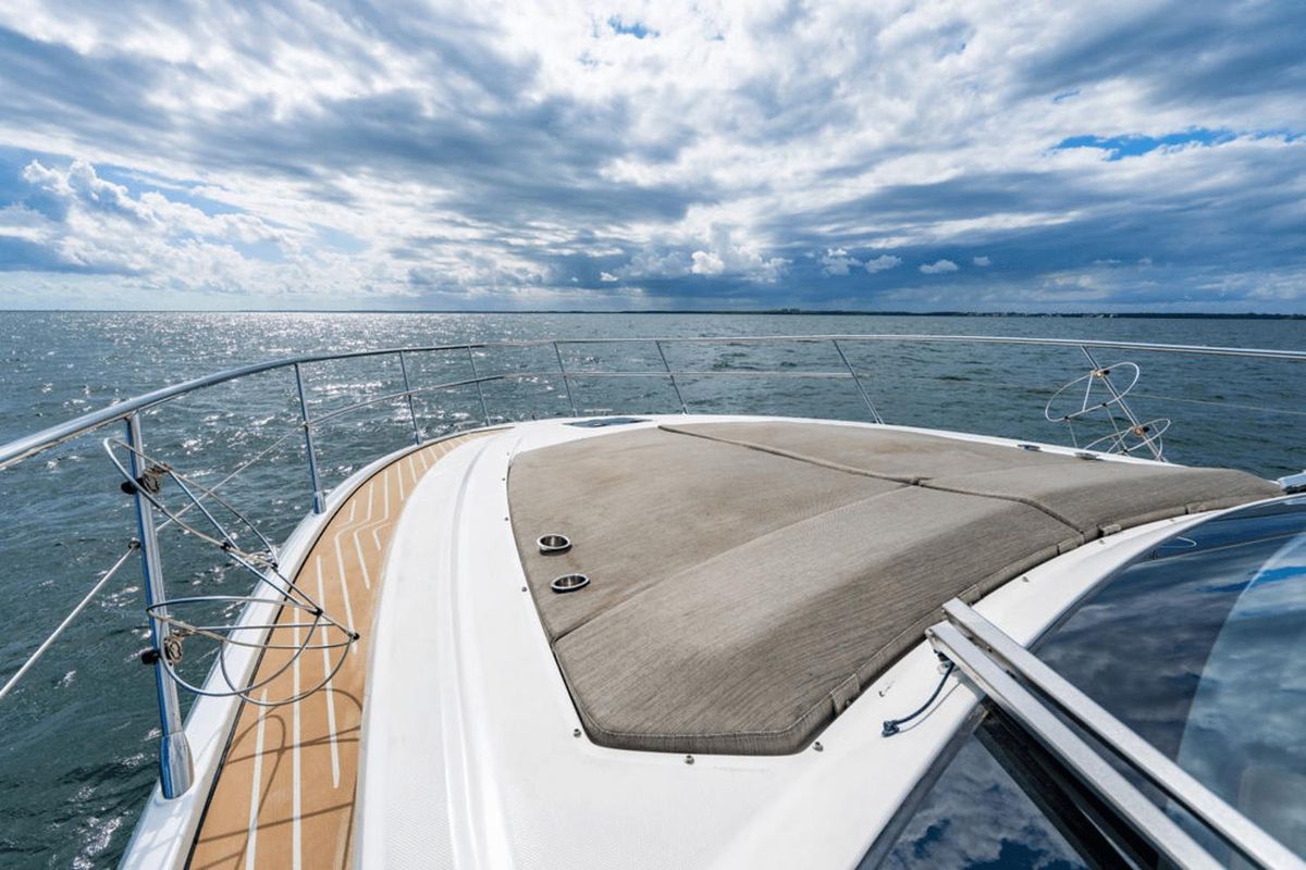 2020 Azimut 47 