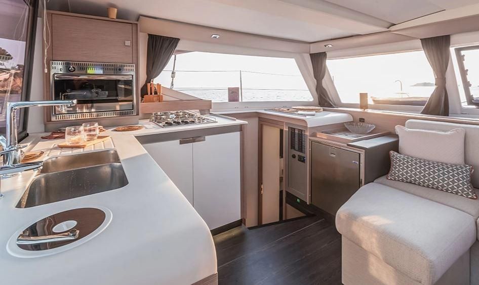 2023 Fountaine Pajot Isla 40