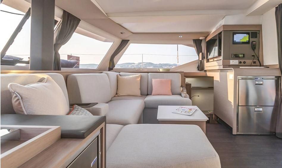 2023 Fountaine Pajot Isla 40