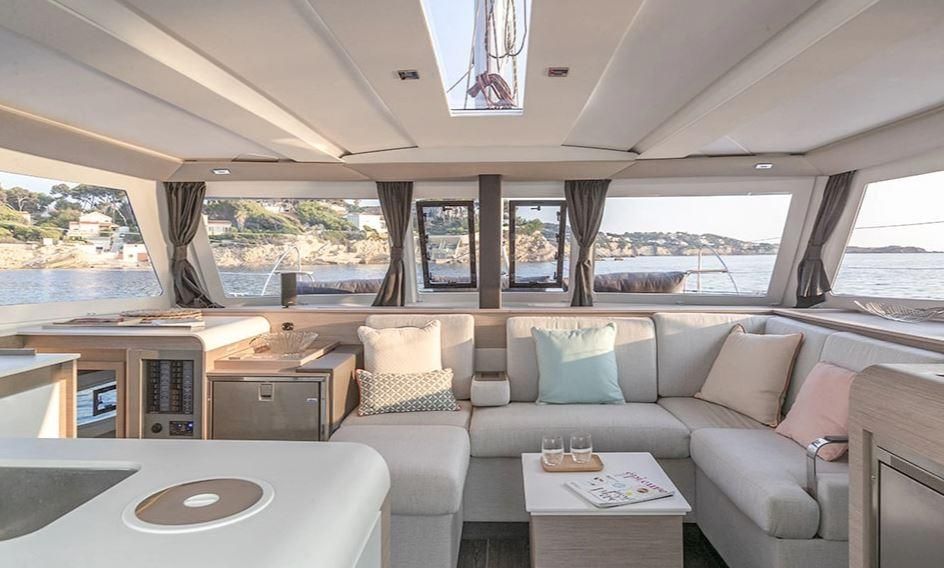 2022 Fountaine Pajot Isla 40