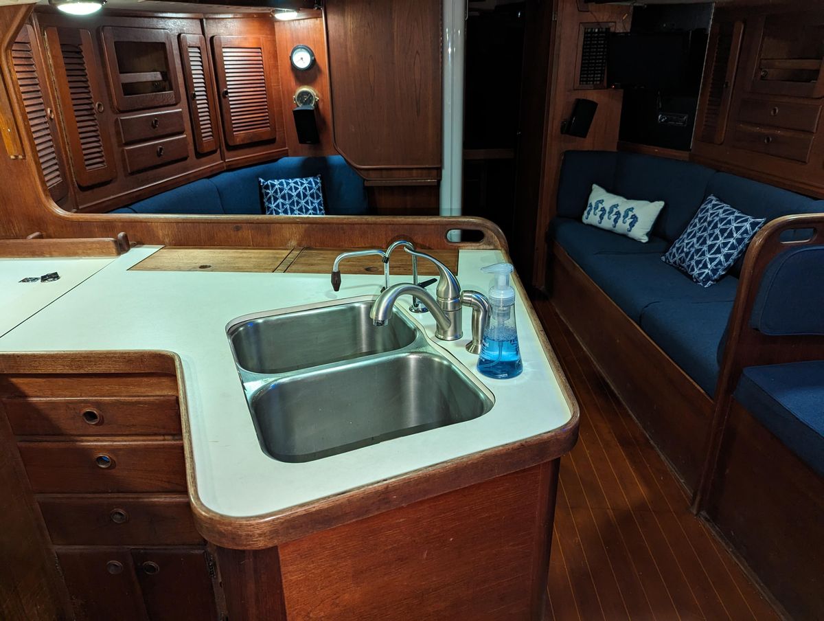 1991 Sabre 42 