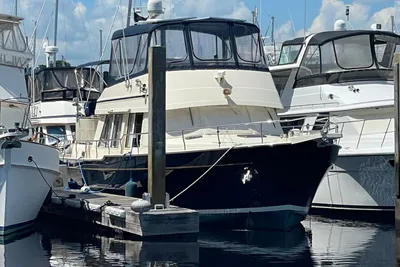 Mainship 430 Aft Cabin 3SR Trawler