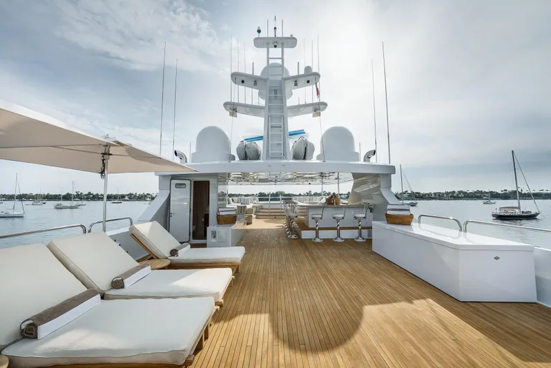 Silver Lining Yacht Photos Pics Luxurious 2016 Christensen Tri-Deck yacht with spacious sun deck and elegant seating area.