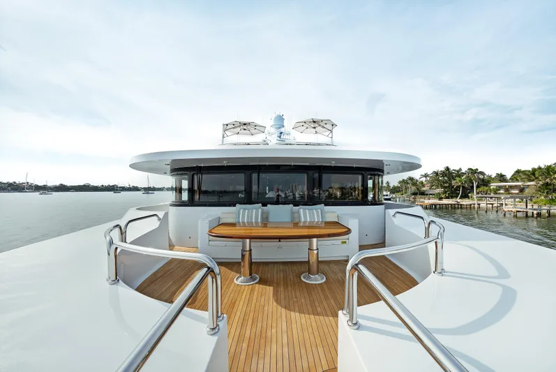 Silver Lining Yacht Photos Pics 