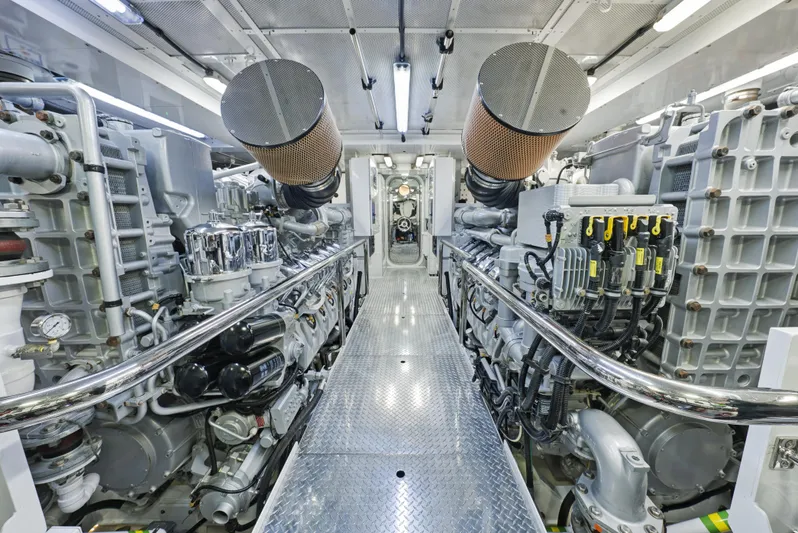 Silver Lining Yacht Photos Pics 