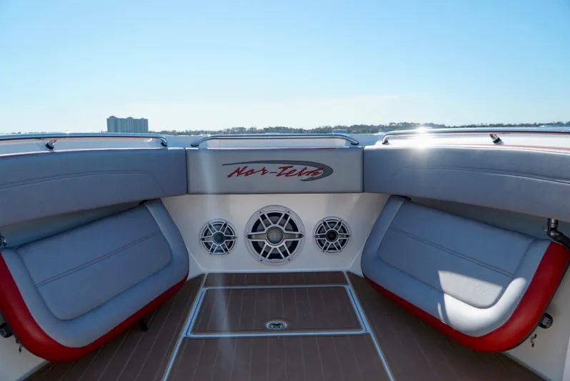  Yacht Photos Pics Interior of 2021 Nor-Tech 392 Superfish boat with speakers and seating.