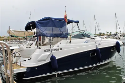2005 Four Winns 248 Vista