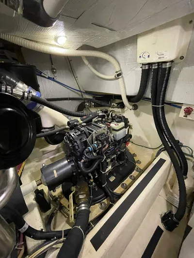 Happy Days Yacht Photos Pics 