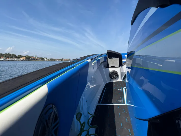 Riptide Yacht Photos Pics 