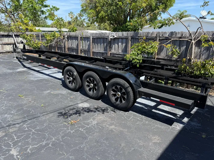 Riptide Yacht Photos Pics 