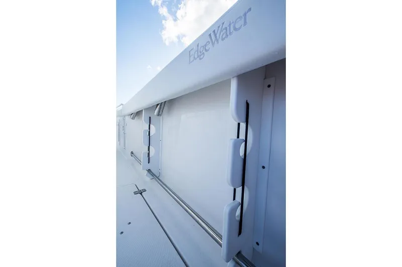  Yacht Photos Pics Manufacturer Provided Image