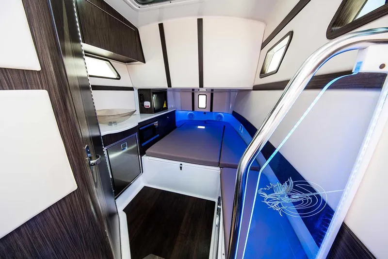  Yacht Photos Pics Manufacturer Provided Image