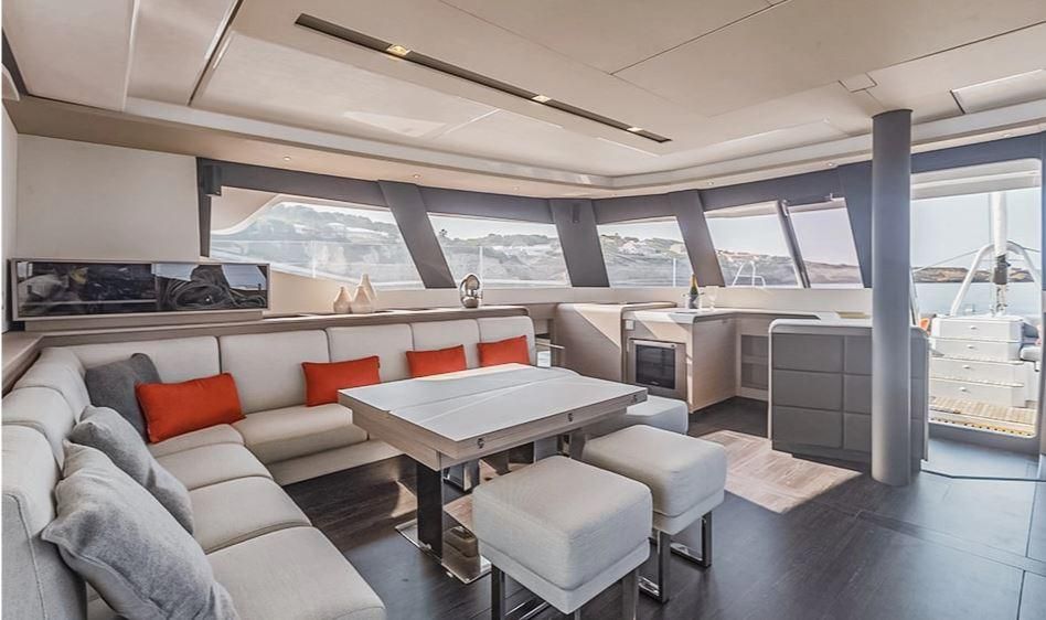 2025 Fountaine Pajot 61 