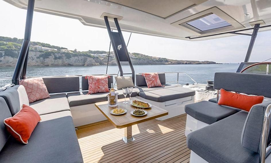 2025 Fountaine Pajot 61 